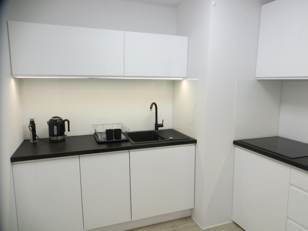 Poznan Black Red Apartment Εξωτερικό φωτογραφία